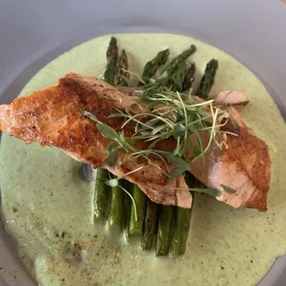 Salmon Plate