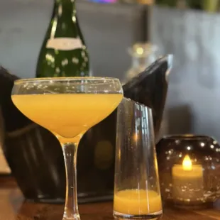 Mimosas at your table was great didn&apos;t have to bother the waiter.