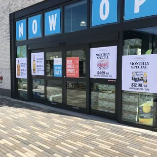 Front Entrance of Fleet Street Spirits