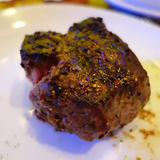 Main Filet Mignon