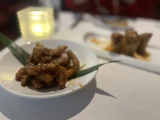 Roy's Restaurant
