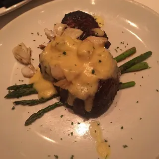 Main Filet Mignon