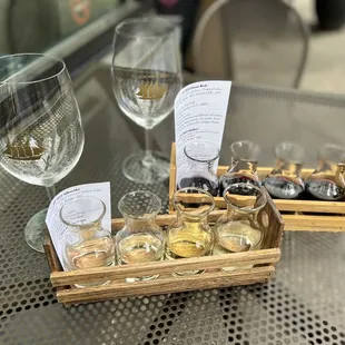 White wine and red wine flights