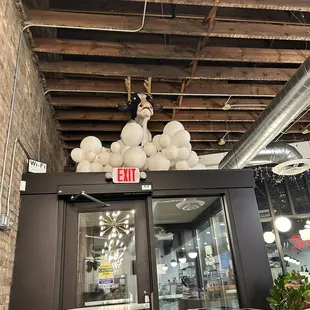 Excellent decor