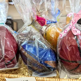 Chocolate eggs