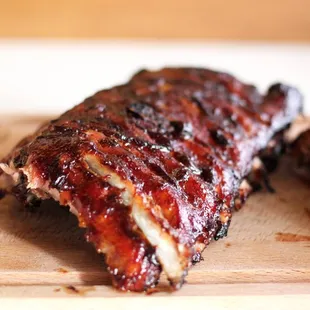 ribs on a cutting board