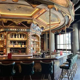Carousel bar