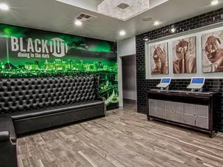 BLACKOUT Dining in the Dark