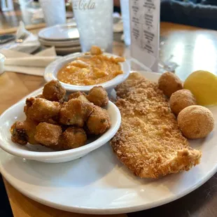 FRIED FLOUNDER