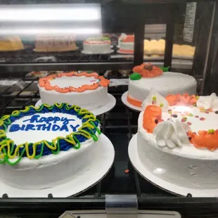 Fligner&apos;s bakery making delicious &quot;Baby&quot; cakes!!