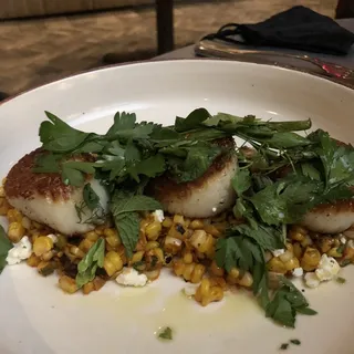 Pan Roasted Diver Scallops Dinner