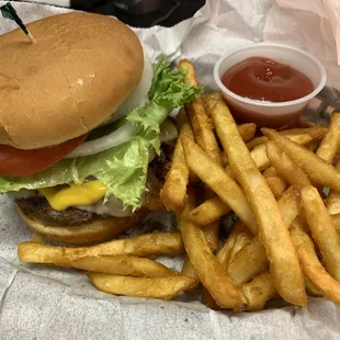 Cheeseburger and fries