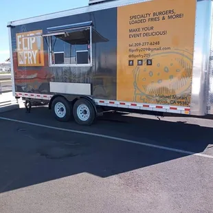 Flip N Fry food truck