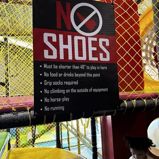 broken sign says no food! And as you can see the unsafe zip tie that is no longer attached to it they kept scratching children in the head