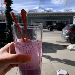 Blueberry Pie Shake