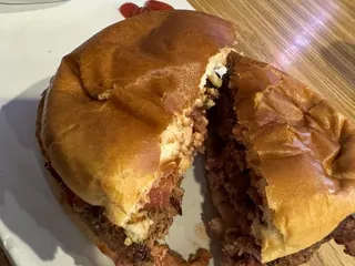 Beer & Belly Sports Grille