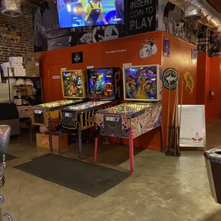 Pinball machine