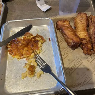 Tasty fried mac &amp; cheese with kind of dried out fried fish, but at least it was beer battered