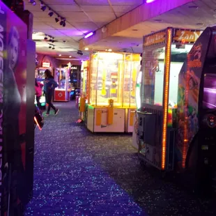 Games inside Flipper McCoy&apos;s