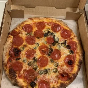 MyPie Pepperoni Napoli Pizza with Black Olives