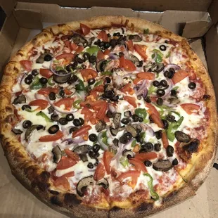 Med Veggie Pizza