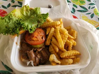 Me Me's New Orleans Cafe & Catering