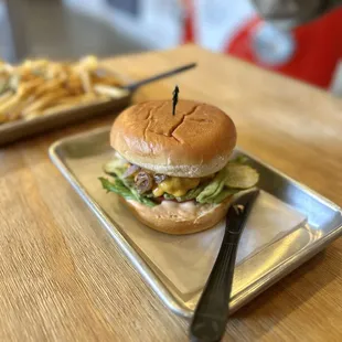 Flippin Burger w/ added cheese and avocado