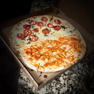 Tomato Basil Garlic White Pie