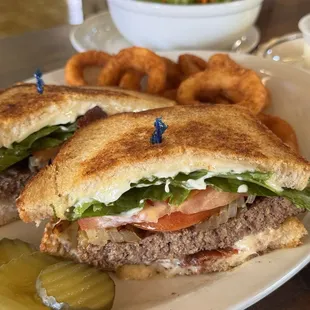 Grilled Sourdough Bacon Burger - on grilled sourdough bread with bacon, Swiss cheese, lettuce, tomato and grilled onions! So amazing!!