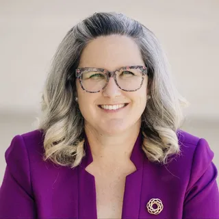 Maggie W.