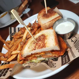 Buffalo chk sandwich