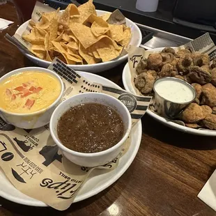 Chips and Queso, Fried Mushrooms