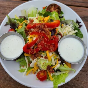 Side house salad with extra ranch