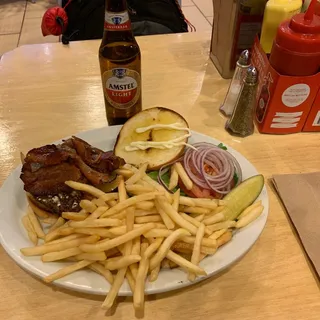 Lakeshore Bleu Burger
