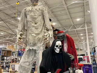 Lowe's Home Improvement