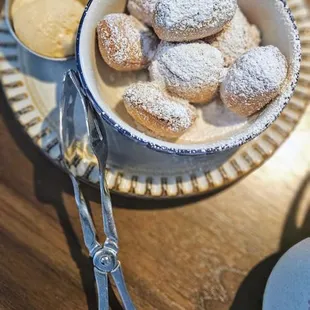 donuts, food, dough desserts
