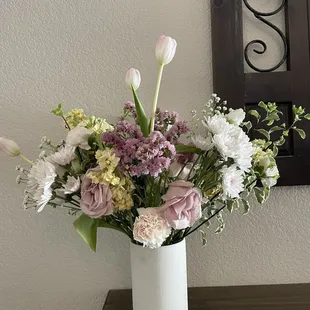 Less than 2 day old bouquet, roses and other flowers dying already