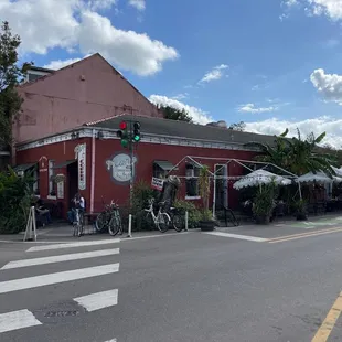 Funky corner coffee shop