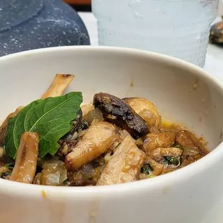 Mushrooms al Ajillo