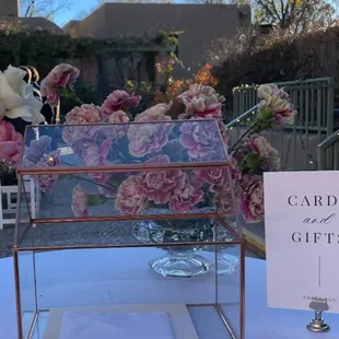 Carnations were never a part of the floral design