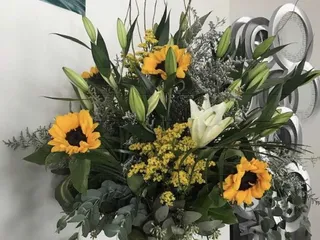 Signature Sweets & Flowers