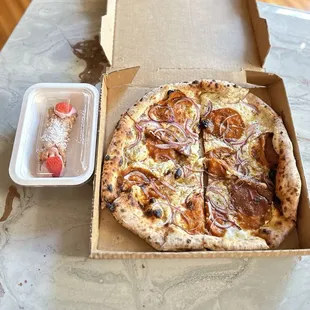 All vegan Pizza and guava cannoli