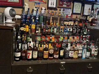 Jim's Cocktail Lounge