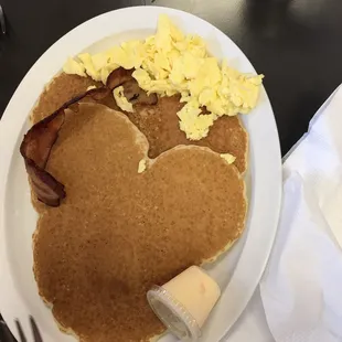 Kids 2-pancakes &amp; bacon with a side order of scrambled eggs