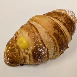 @endoedibles on Instagram 12/05/24
 
 Vanilla Custard Cornetto
