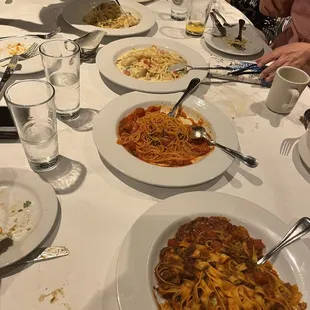 Tagliatelle bolognese, angel hair pasta, linguine portofino. Just ok.