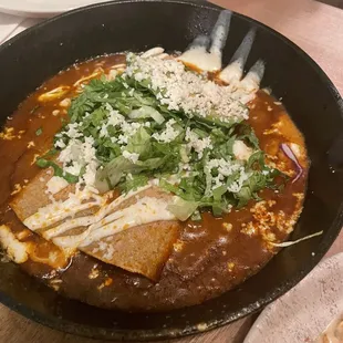 Enchiladas Rojas De Pollo