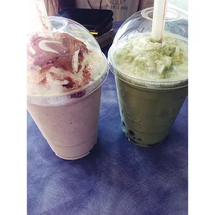 Horchata and Green Tea with Boba smoothies.