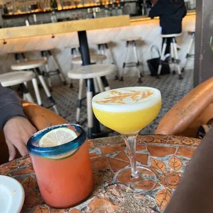 Margarita and the bar behind the drinks