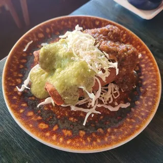 FLAUTAS DE CHORIZO CON PAPAS